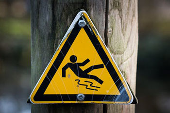 caution slipper sign